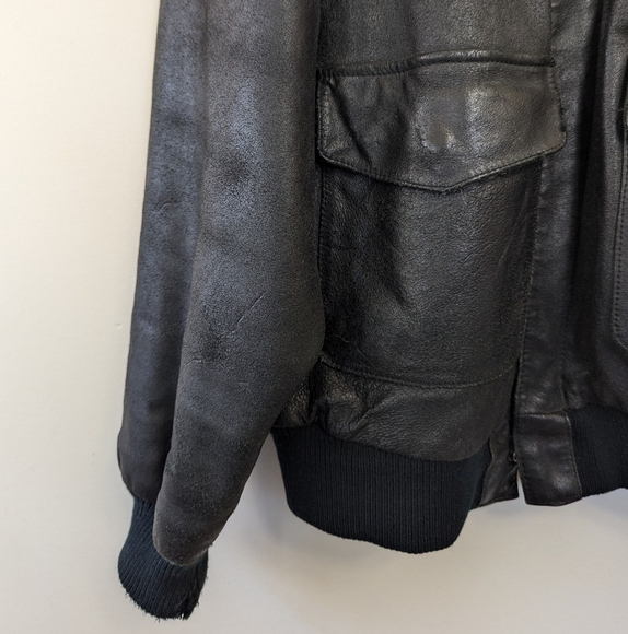 Vintage Distressed Black Leather Bomber Jacket Airborne Aviator - Picture 5 of 17